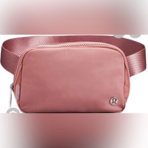 Lululemon Athletica Blush belt bag